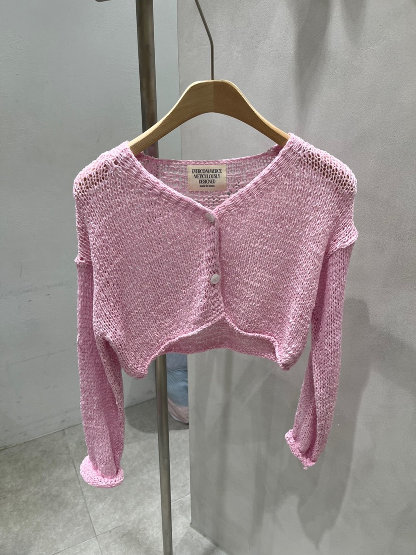 EVERCOMMERCE METICULOUSLY DESIGNED韓國直郵女士新品熱賣針織衫EVERCOMMERCE METICULOUSLY DESIGNED針織衫