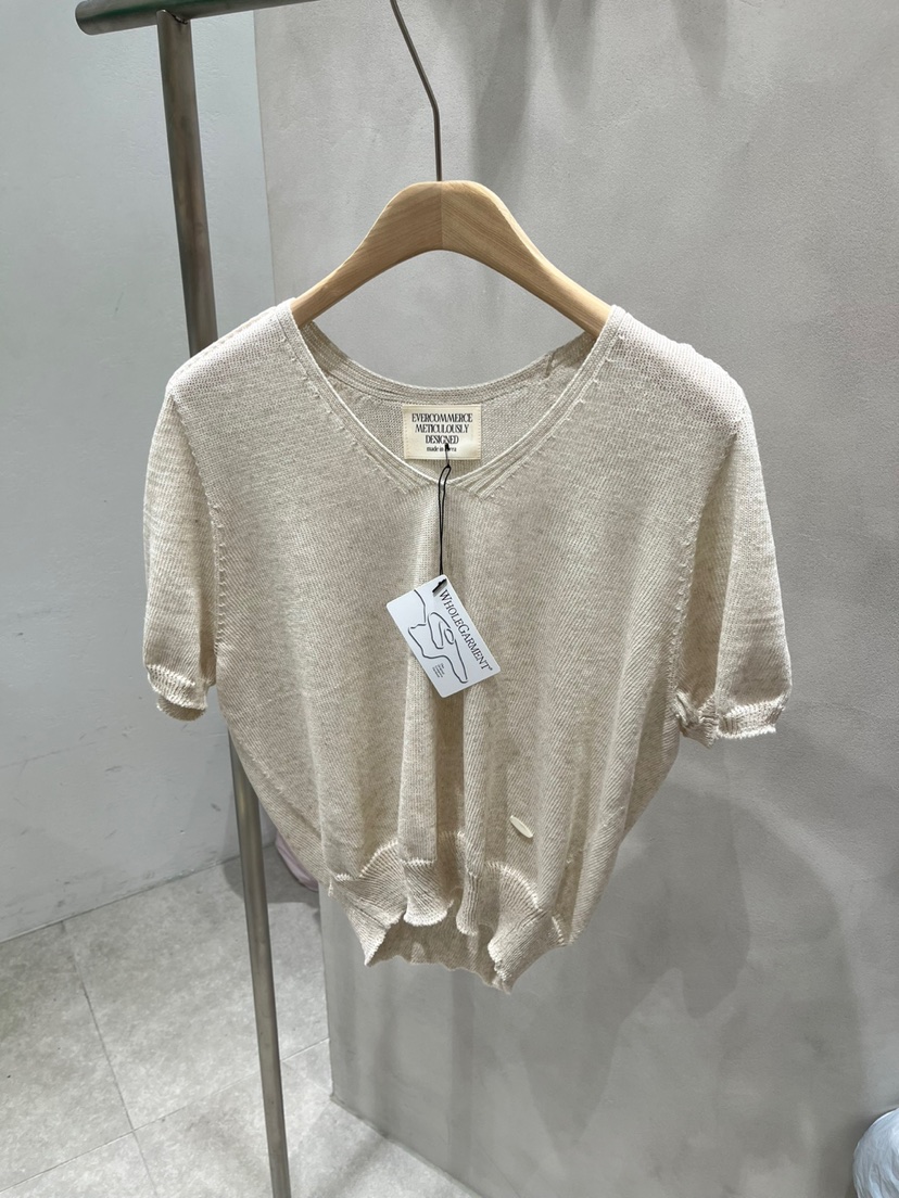 EVERCOMMERCE METICULOUSLY DESIGNED東大門代購女裝新款時尚針織衫EVERCOMMERCE METICULOUSLY DESIGNED針織衫