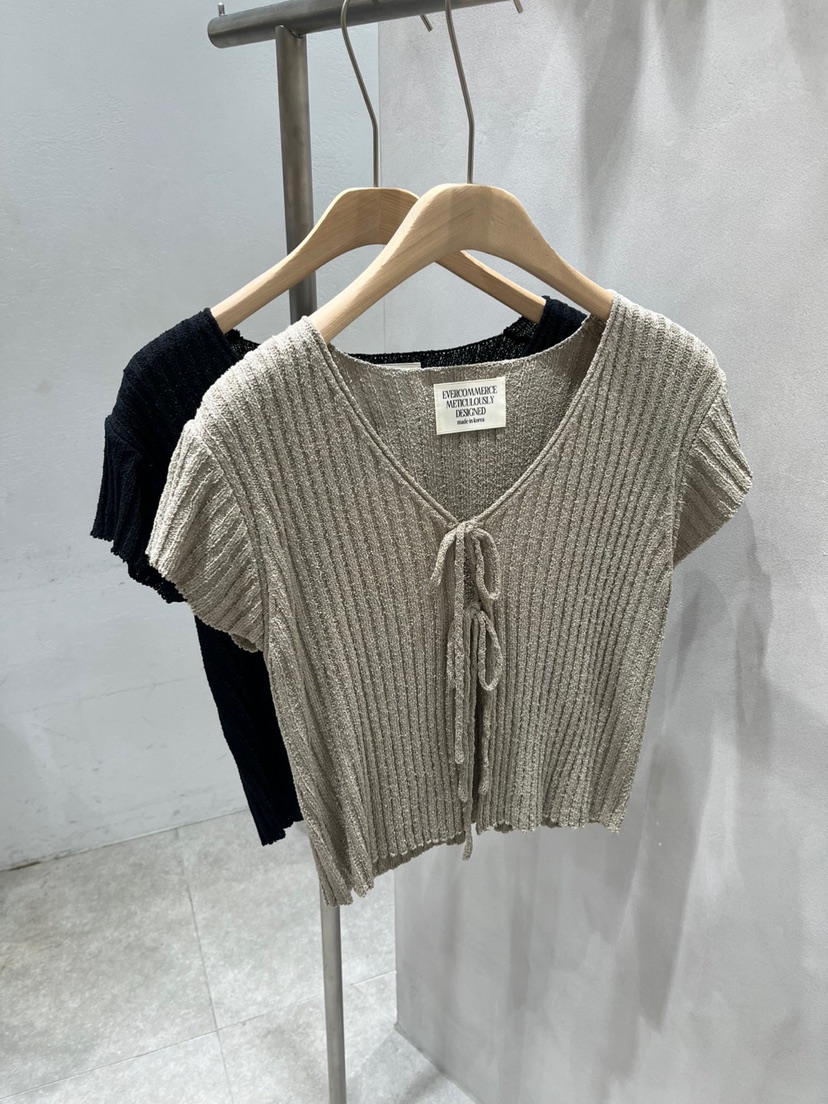 EVERCOMMERCE METICULOUSLY DESIGNED韓國代購女士新品25春夏針織衫EVERCOMMERCE METICULOUSLY DESIGNED針織衫