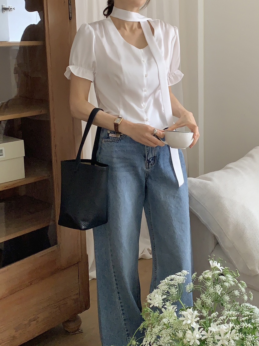 FORMSTUDIO東大門直郵女裝新款25春夏人氣襯衫蕾絲衫含脖帶FORMSTUDIO襯衫/蕾絲衫