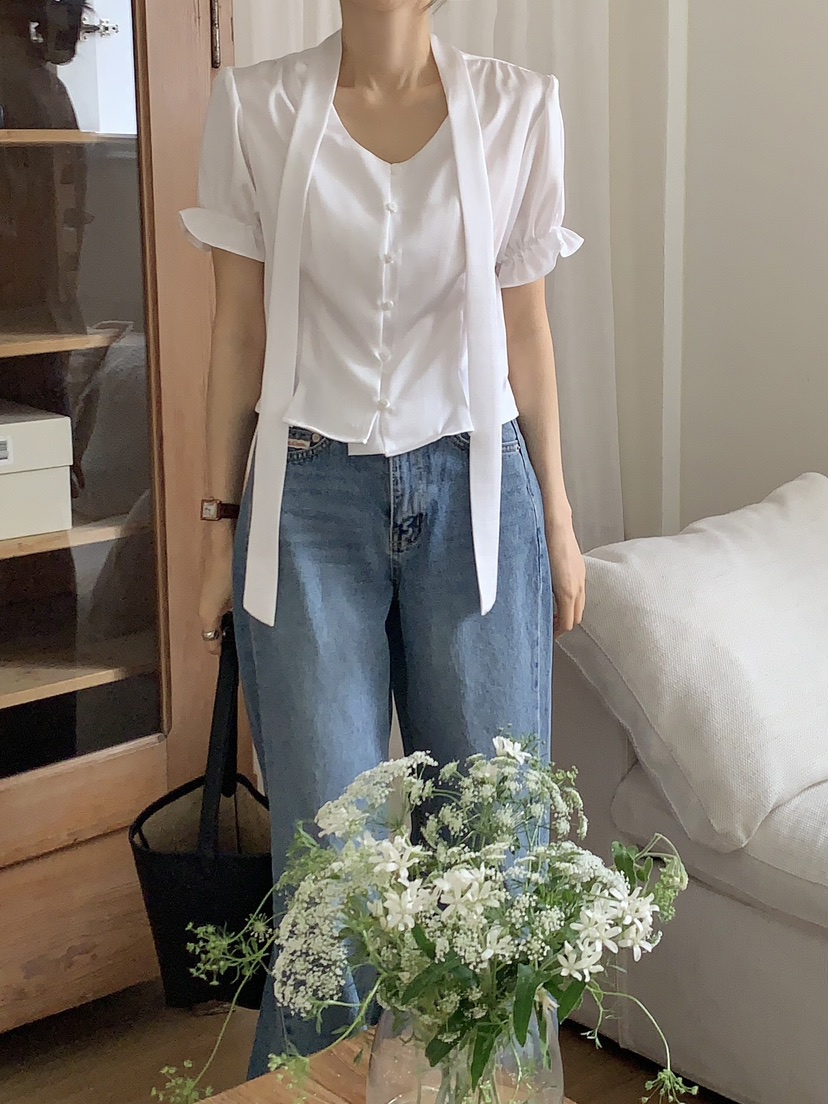 FORMSTUDIO東大門直郵女裝新款25春夏人氣襯衫蕾絲衫含脖帶FORMSTUDIO襯衫/蕾絲衫