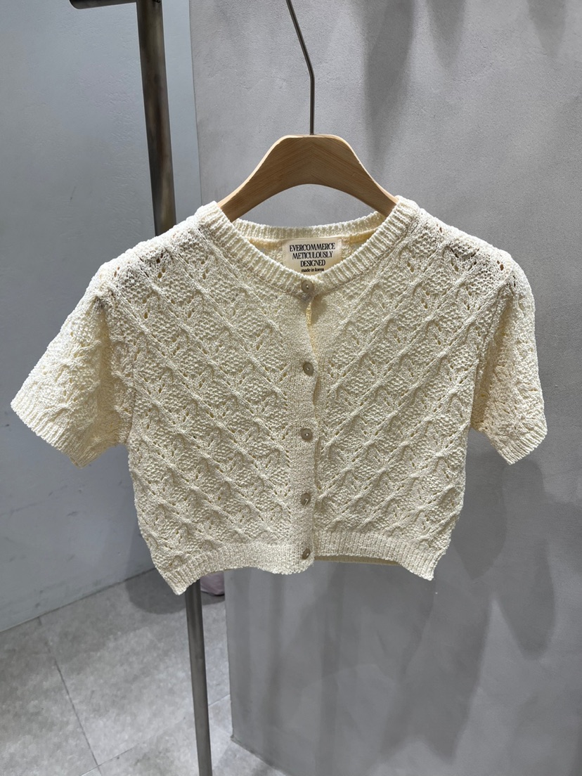 EVERCOMMERCE METICULOUSLY DESIGNED韓國直郵女裝新款25春夏針織衫EVERCOMMERCE METICULOUSLY DESIGNED針織衫