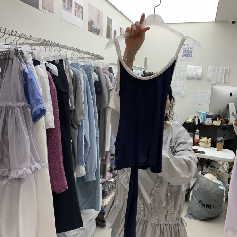 SOLD OUT東大門直郵女裝新品休閑推薦職業人氣真品吊帶背心SOLD OUT吊帶/背心