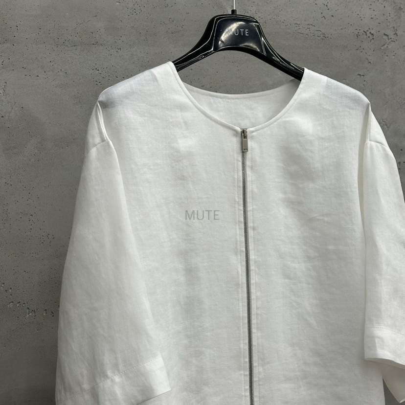 MUTE-P東大門實拍女裝新品真品人氣熱賣推薦襯衫蕾絲衫拉鏈MUTE襯衫/蕾絲衫