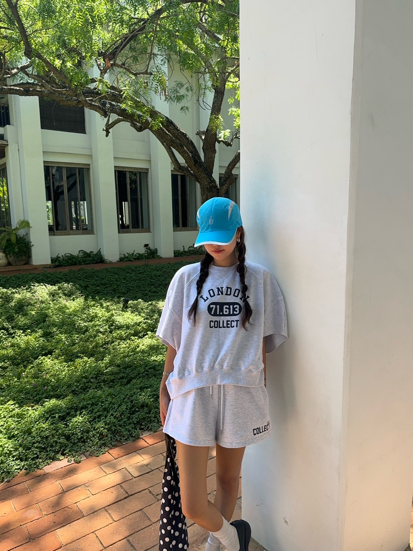 OUPPT韓國㊣直郵東大門代購女裝新款人氣時尚推薦休閑熱賣衛衣OUPPT衛衣