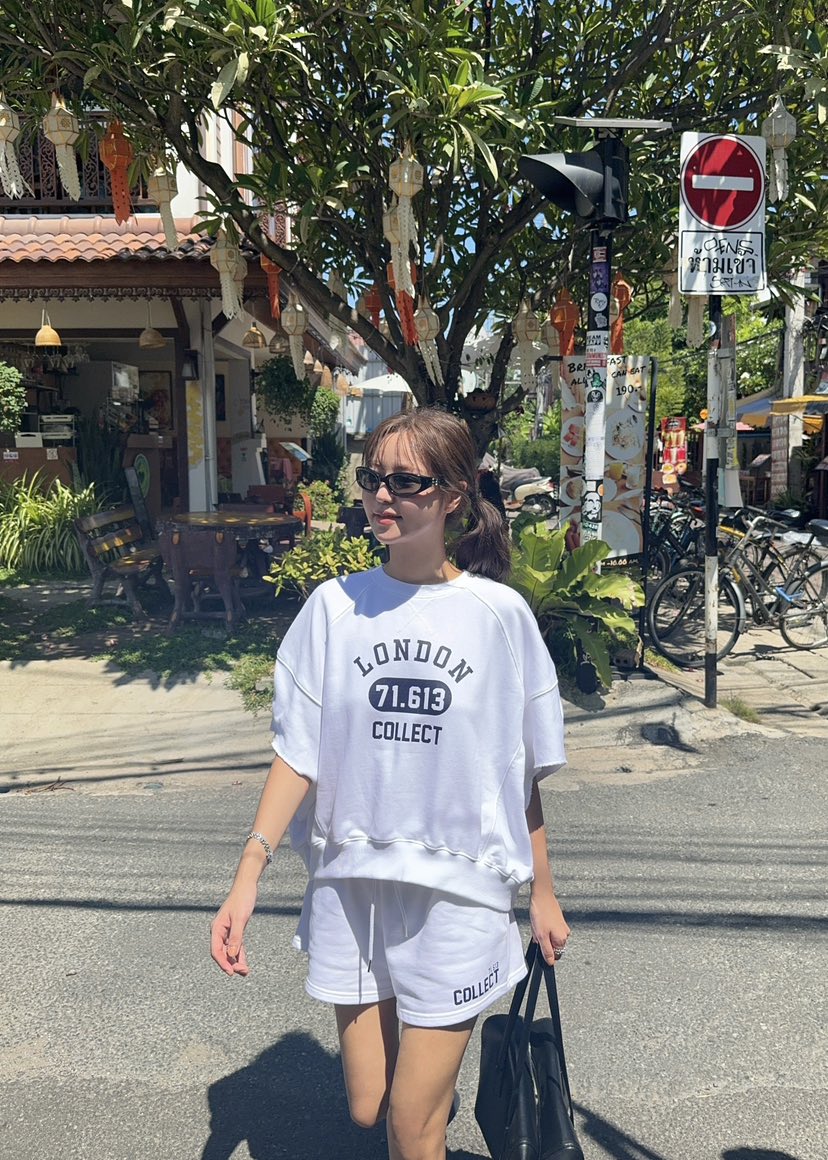 OUPPT韓國㊣直郵東大門代購女裝新款人氣時尚推薦休閑熱賣衛衣OUPPT衛衣