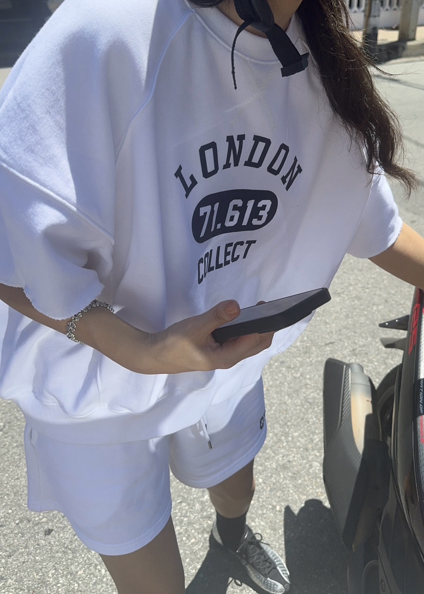 OUPPT韓國㊣直郵東大門代購女裝新款人氣時尚推薦休閑熱賣衛衣OUPPT衛衣