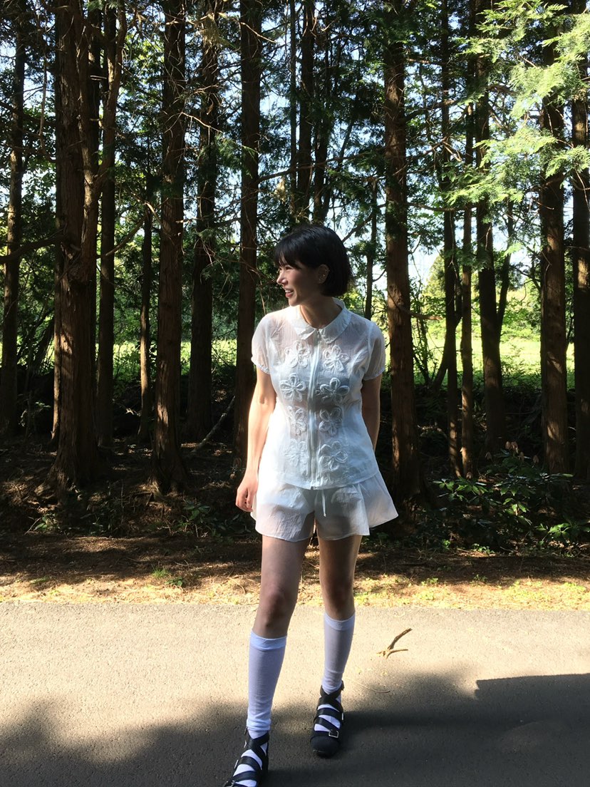 AWESOMESAUCE韓國㊣直郵東大門代購女裝新款時尚襯衫蕾絲衫AWESOME SAUCE襯衫/蕾絲衫