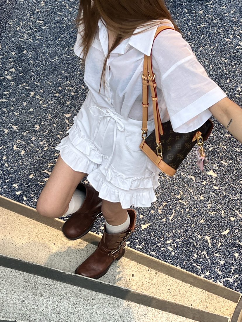 ZEROZERO韓國直郵㊣女裝新款休閑人氣襯衫蕾絲衫荷葉邊亞麻ZEROZERO襯衫/蕾絲衫