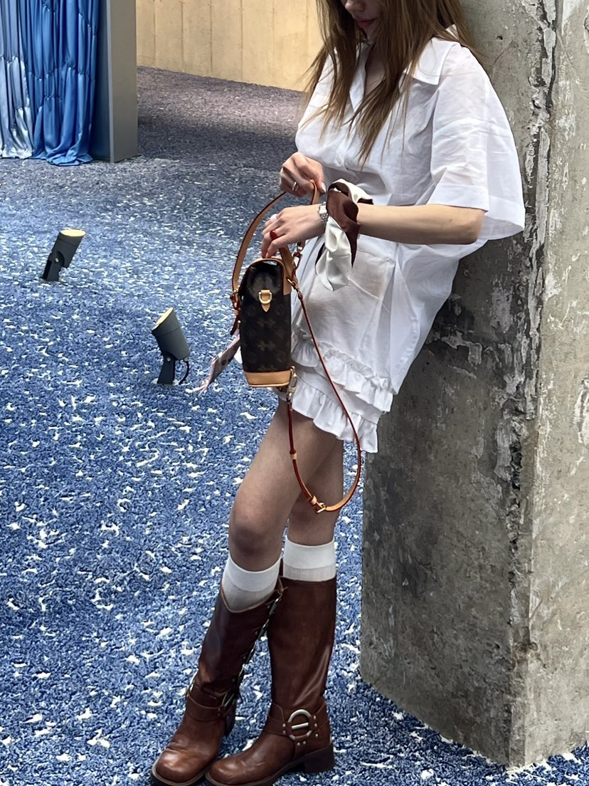 ZEROZERO韓國直郵㊣女裝新款休閑人氣襯衫蕾絲衫荷葉邊亞麻ZEROZERO襯衫/蕾絲衫