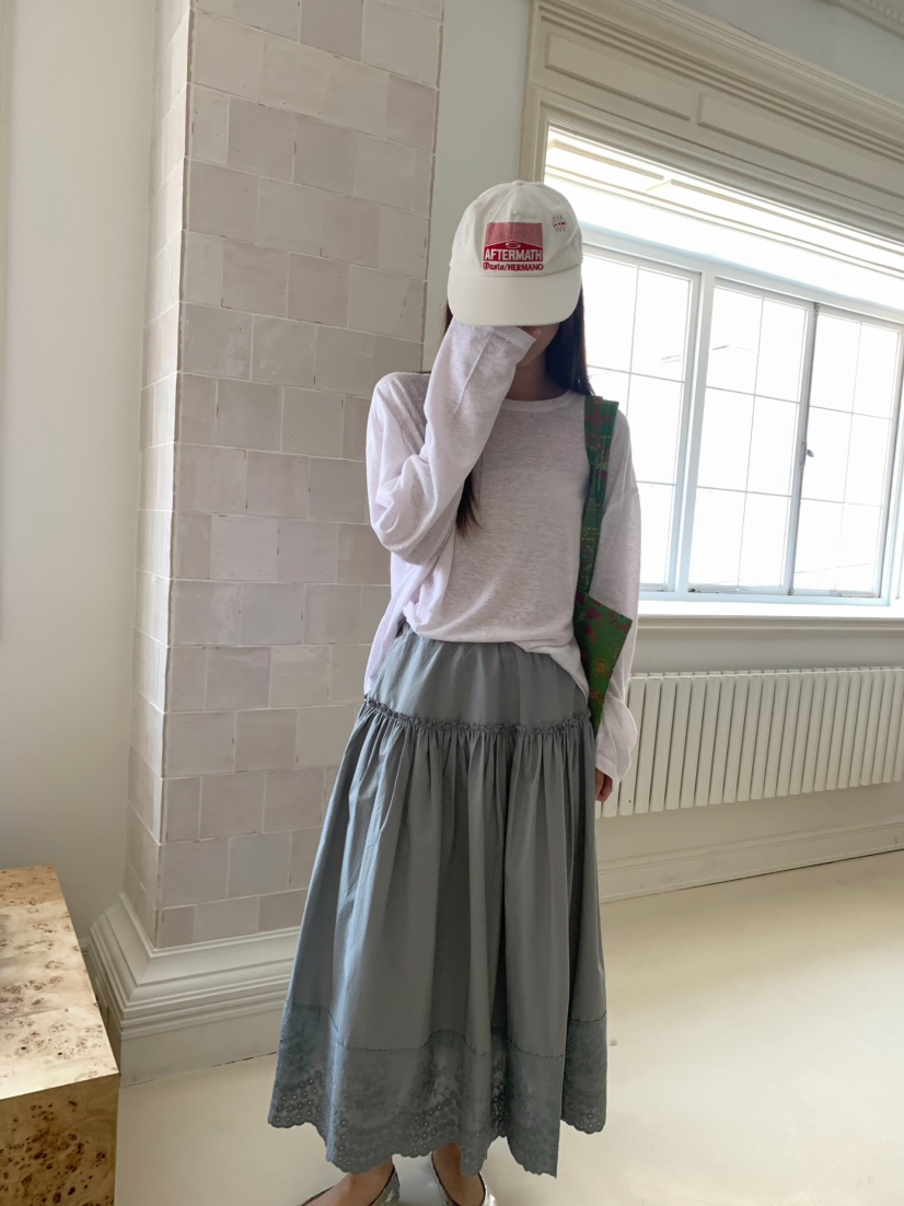 PEBBLE韓國直郵㊣東大門實拍女裝新品熱賣休閑長裙刺繡蕾絲PEBBLE/LAYER長裙