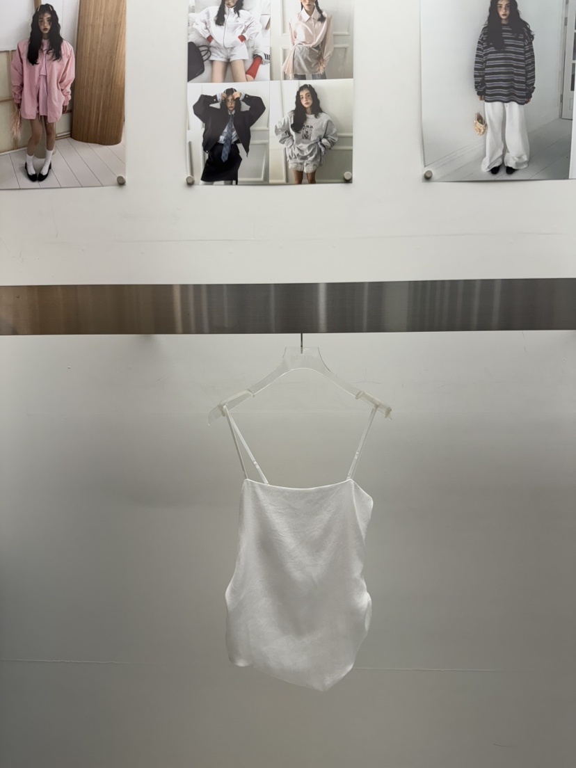 AMOOD韓國直郵女士新品時尚25春夏真品推薦熱賣職業吊帶背心AMOOD吊帶/背心