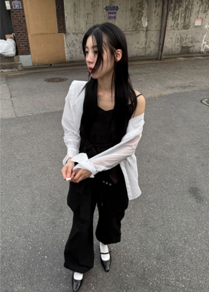 LIVE FOREVER韓國直郵女士新品25春夏熱賣職業人氣襯衫蕾絲衫LIVE FOR_EVER襯衫/蕾絲衫