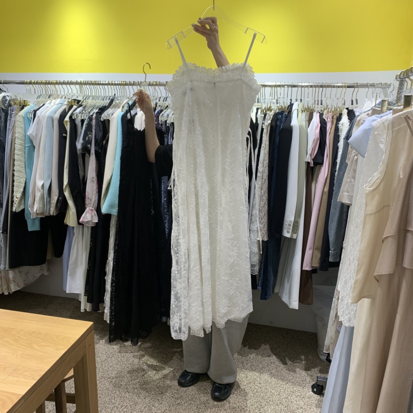LE MASTERPLACE東大門直郵女士新品推薦25春夏職業連衣裙刺繡Le masterpiece連衣裙