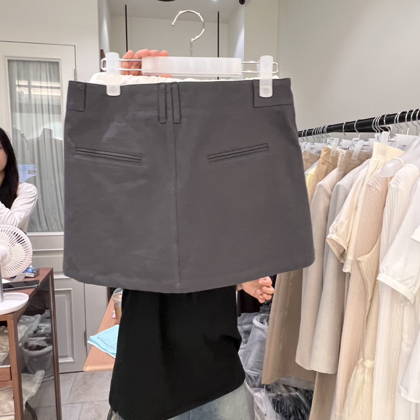 LE AHICON東大門實拍女裝新品人氣職業推薦真品熱賣時尚短裙Le Ahicon短裙