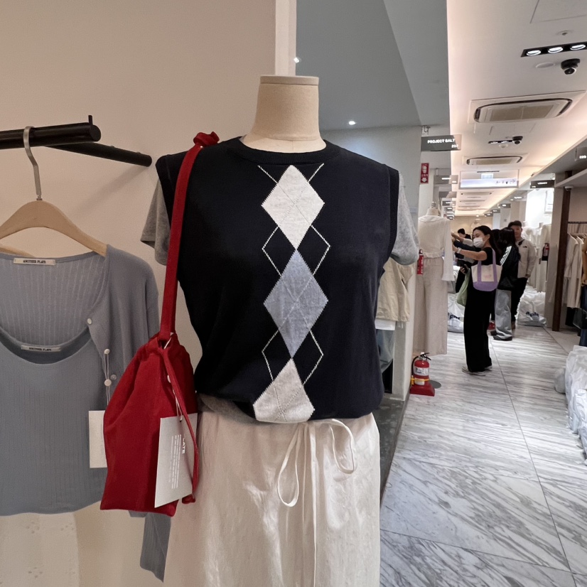 PLATE東大門代購女裝新品時尚真品職業休閑人氣熱賣吊帶背心PLATE吊帶/背心圖色2