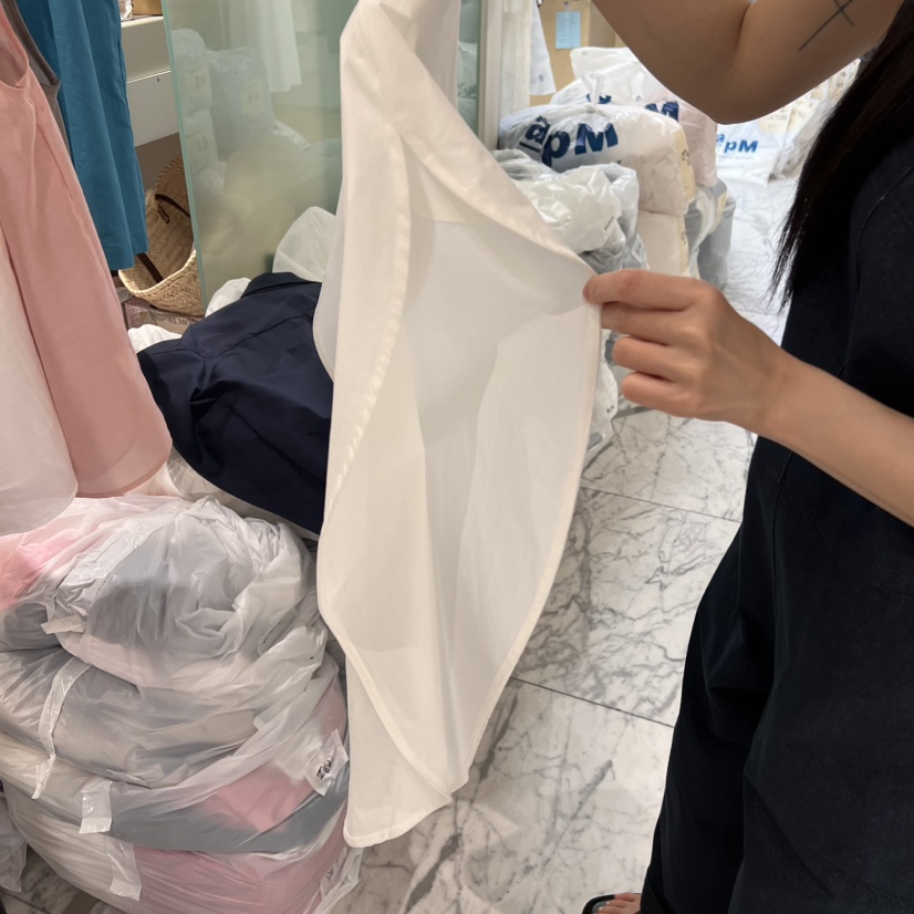 ALMOND東大門直郵女士新款人氣時尚真品熱賣襯衫蕾絲衫圓領ALMOND襯衫/蕾絲衫