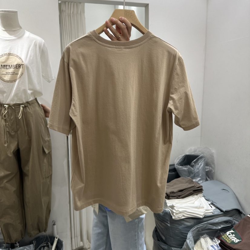 URBANSTORY/REMAKING東大門實拍女士新品真品職業熱賣25春夏T恤Remaking/URBANSTORYT恤