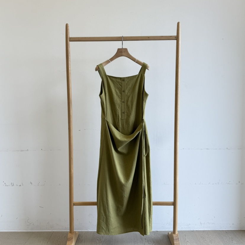 ADELINE韓國直郵女裝新品職業時尚熱賣25春夏推薦休閑連衣裙ADELINE連衣裙圖色1