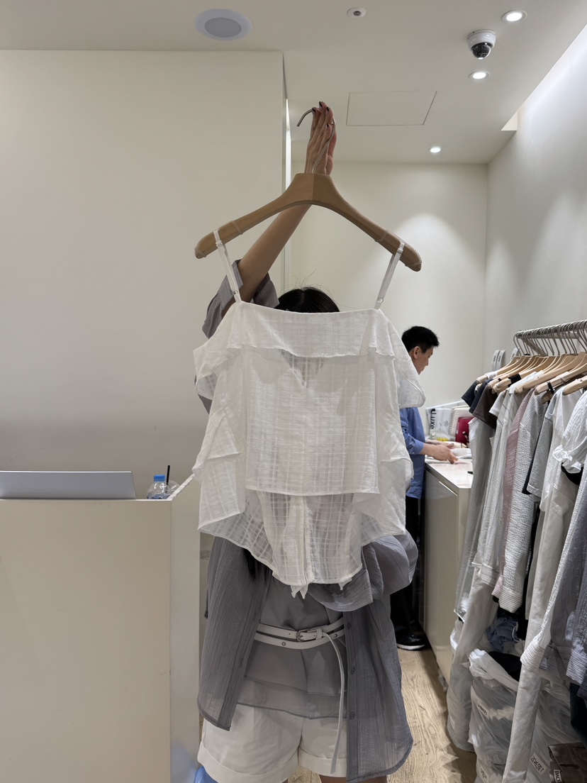 FLOWER-L東大門實拍女裝新品25春夏時尚熱賣真品人氣吊帶背心FLOWER吊帶/背心