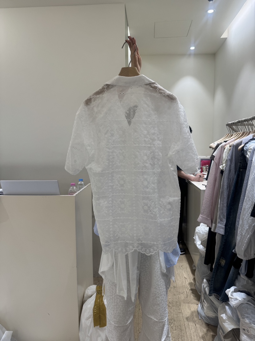 FLOWER-L東大門直郵女士新品25春夏真品推薦人氣襯衫蕾絲衫FLOWER襯衫/蕾絲衫