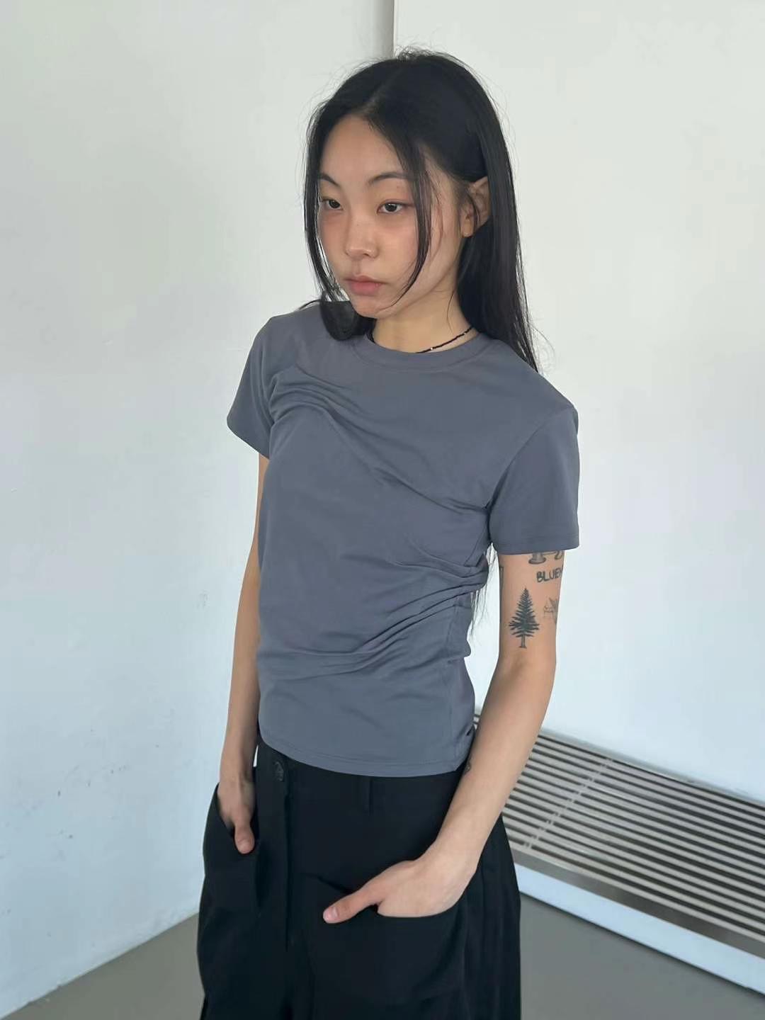 ASKHAKI東大門實拍女裝新品25春夏推薦熱賣時尚真品人氣T恤ASKHAKIT恤