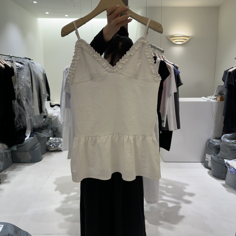 AVECNOUS韓國直郵㊣女裝新品25春夏人氣休閑時尚連衣裙荷葉邊AVECNOUS連衣裙圖色1
