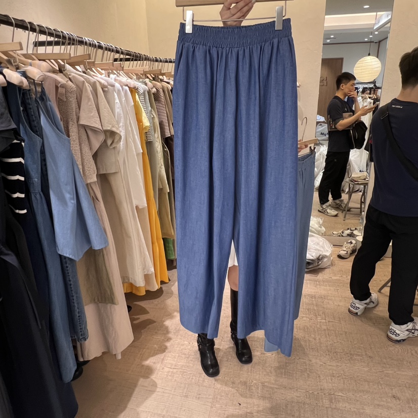 W AND J韓國代購女裝新款推薦時尚熱賣真品職業牛仔褲皮褲W AND J牛仔褲圖色2