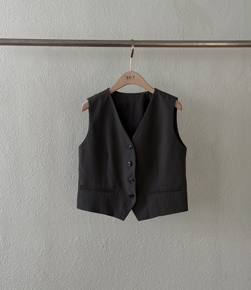 TWENTY FOUR SEVEN24-7東大門實拍女裝新品推薦職業馬甲TEWNTY FOUR SEVEN24-7馬甲圖色2