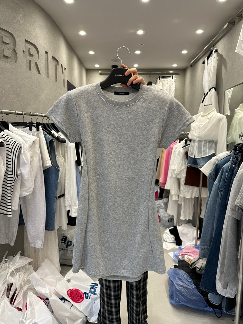 CELEBRITY-A直郵韓國代購㊣女裝新品休閑熱賣人氣時尚連衣裙CELEBRITY-A連衣裙圖色2