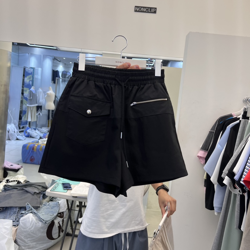 NON CLIP韓國直郵㊣東大門實拍女裝新品時尚熱賣推薦人氣短褲NON CLIP短褲圖色2