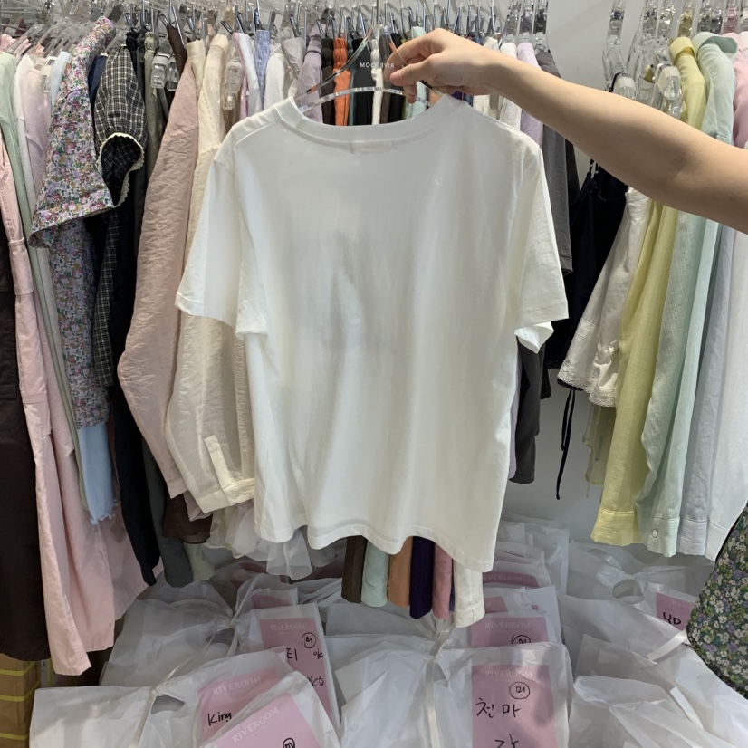 RIVEROOM韓國㊣直郵東大門代購女裝新品人氣熱賣時尚T恤兔子RIVEROOMT恤