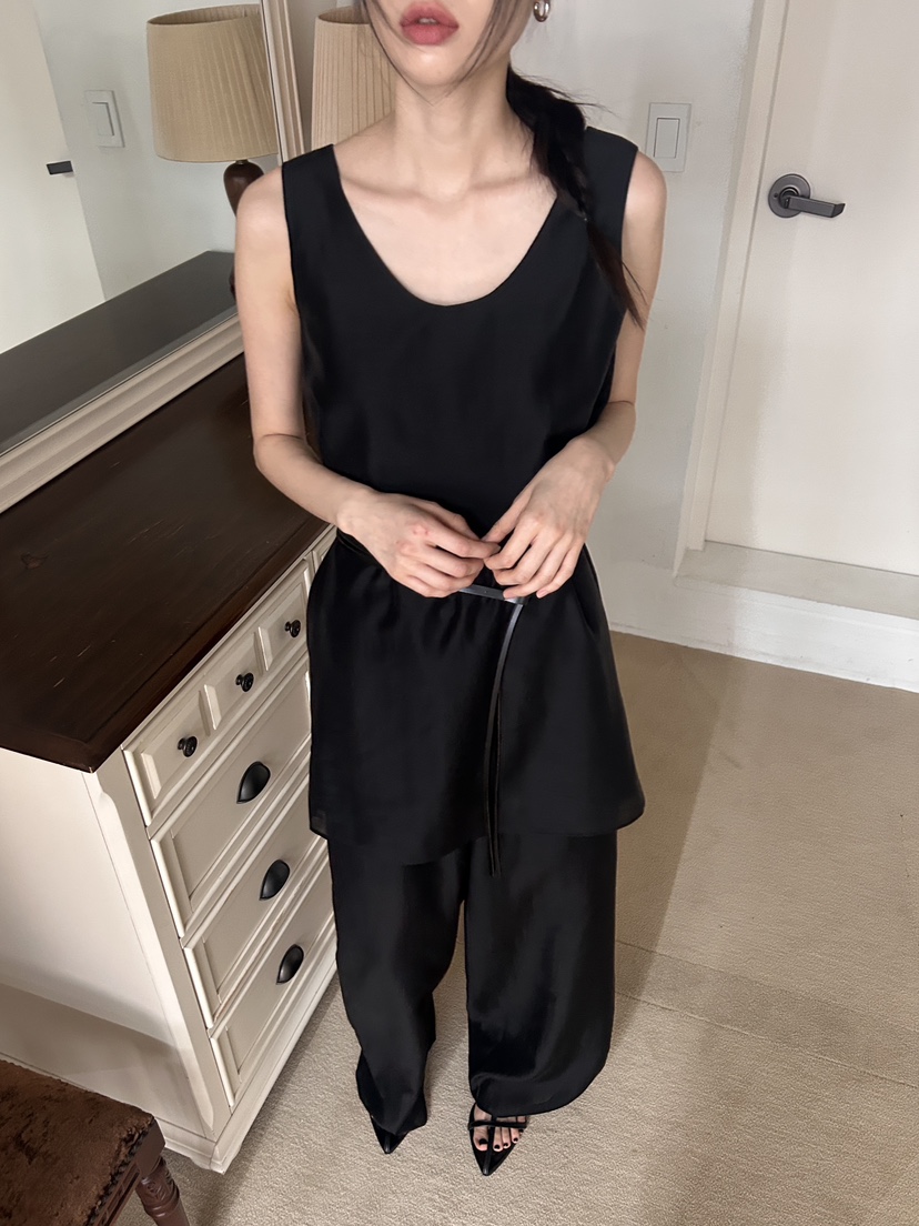 ME MO韓國㊣直郵東大門代購女裝新款時尚熱賣推薦吊帶背心ME MO吊帶/背心