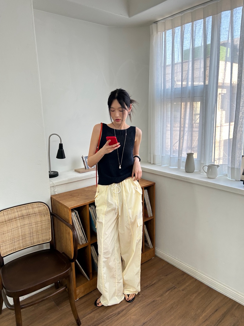 ME MO韓國直郵㊣女裝新款人氣時尚推薦休閑熱賣25春夏吊帶背心ME MO吊帶/背心