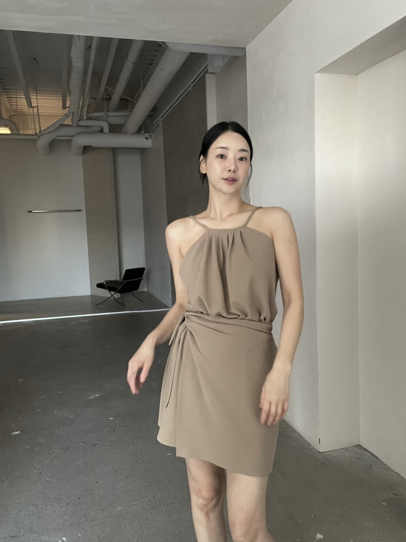VERNI韓國直郵女士新款人氣職業熱賣時尚推薦休閑25春夏連體褲VERNI連體褲