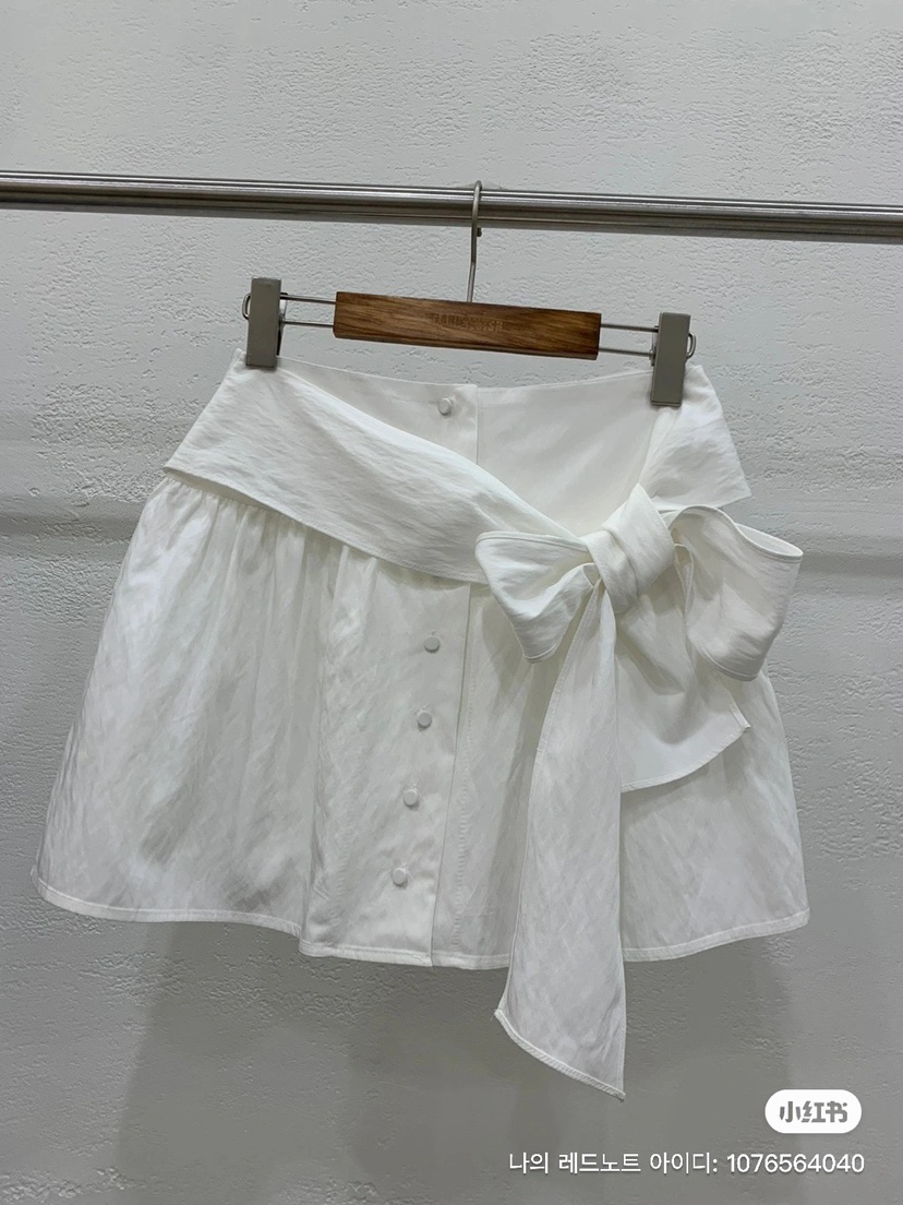 BANI BLUSH東大門實拍女裝新款真品時尚熱賣休閑人氣職業短裙BANI BLUSH短裙