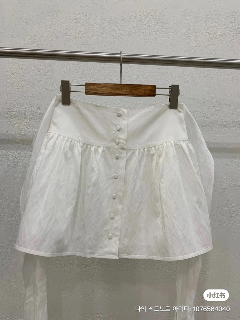 BANI BLUSH東大門實拍女裝新款真品時尚熱賣休閑人氣職業短裙BANI BLUSH短裙