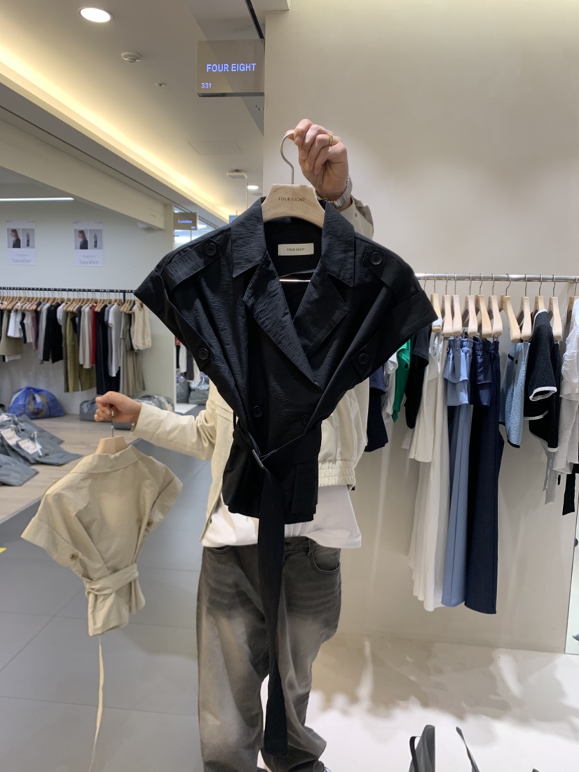 FOUREIGHT東大門代購女裝新品時尚職業熱賣真品休閑襯衫蕾絲衫FOUR EIGHT襯衫/蕾絲衫圖色2