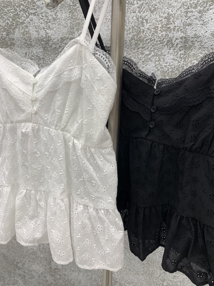 BADCALM東大門代購女裝新品時尚熱賣25春夏推薦吊帶背心刺繡BADCALM吊帶/背心