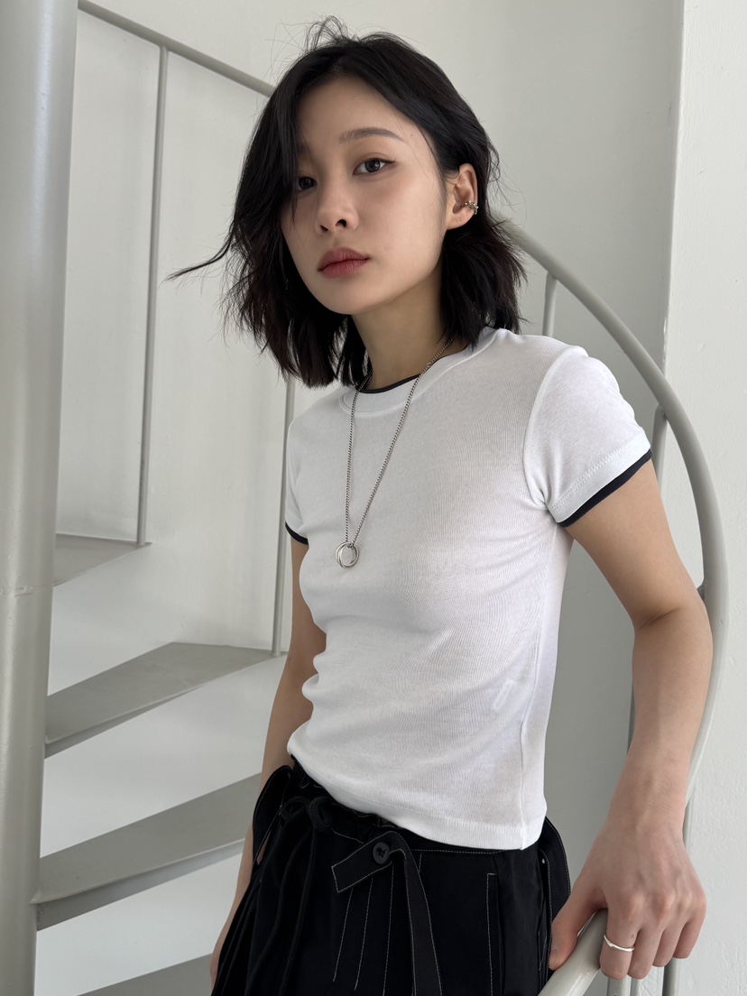 KARE/WEREPIECE東大門直郵女士新款時尚人氣推薦職業25春夏T恤KARE/WEREPIECET恤