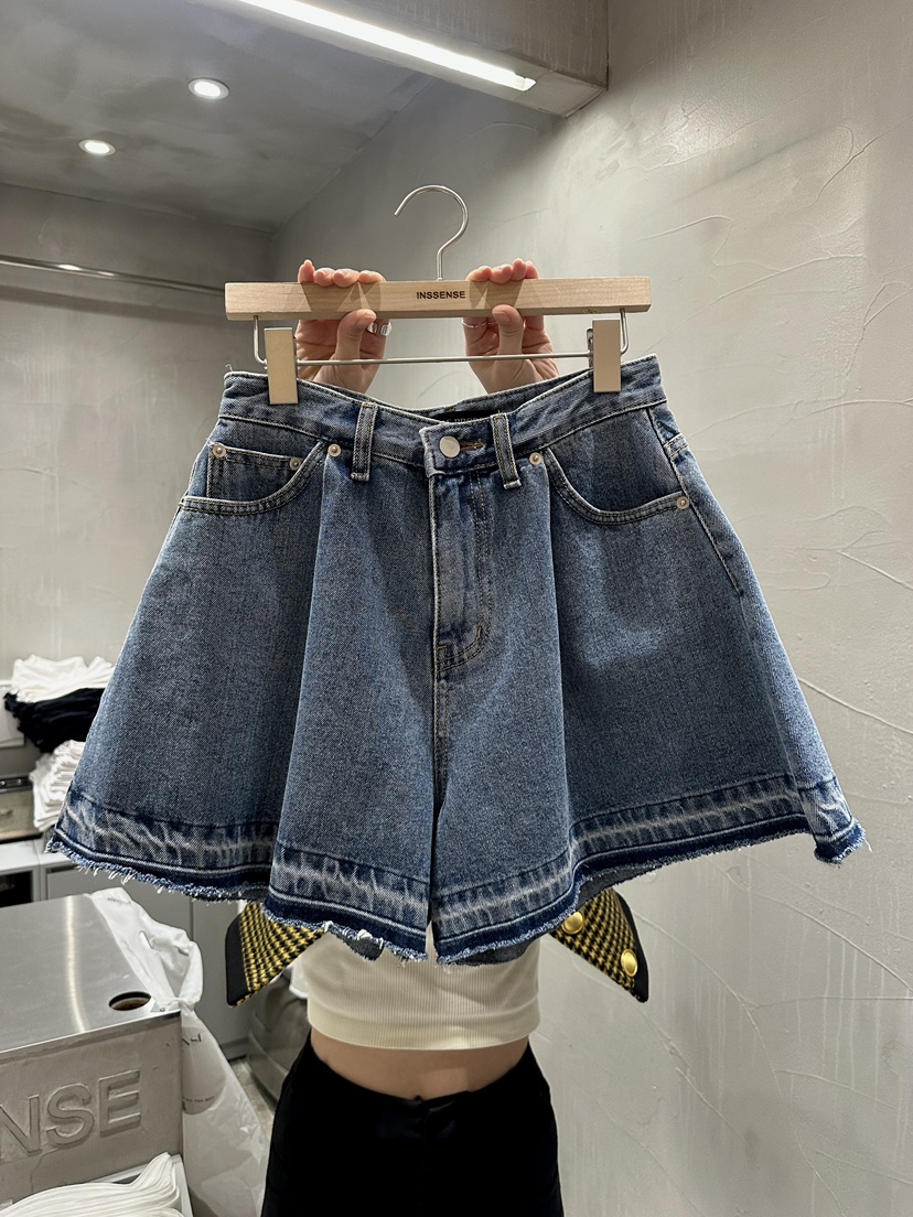 INSSENSE-A韓國直郵女士新品時尚職業25春夏人氣熱賣短褲喇叭INSSENSE-A短褲圖色2