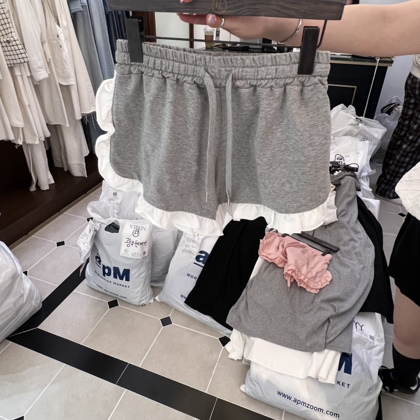 VIRKIN直郵韓國代購㊣女裝新品時尚推薦熱賣人氣25春夏短褲VIRKIN短褲圖色1