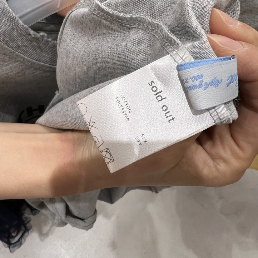 SOLD OUT韓國直郵㊣東大門實拍女裝新款休閑時尚T恤不含內搭SOLD OUTT恤