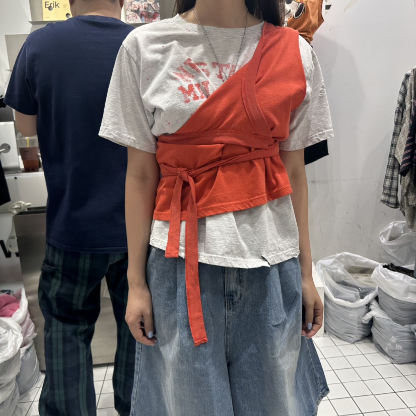 THE WEEKND東大門直郵女裝新款人氣推薦熱賣職業25春夏吊帶背心THE WEEKND吊帶/背心