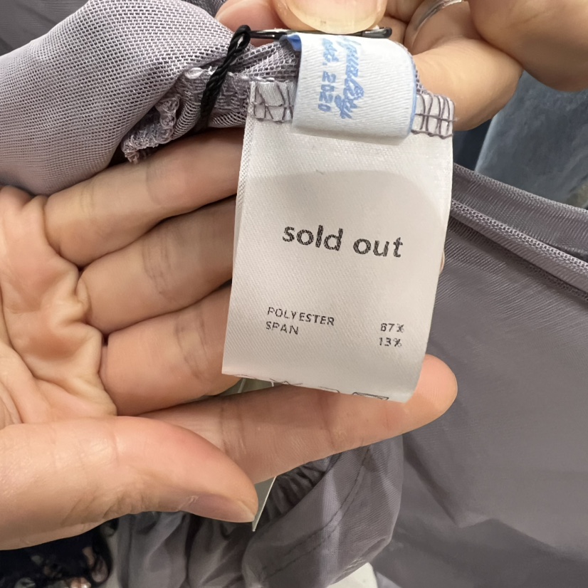 SOLD OUT東大門代購女裝新品25春夏時尚人氣職業熱賣長袖T恤SOLD OUT長袖T恤