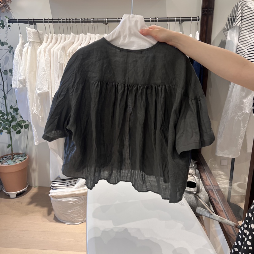 LE JARDINET韓國代購女士新款25春夏時尚熱賣職業襯衫蕾絲衫LE JARDINET襯衫/蕾絲衫