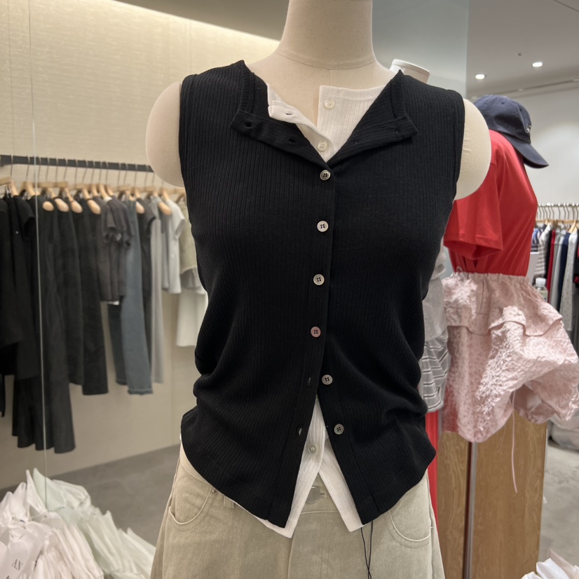 AND THE東大門代購女裝新款職業熱賣真品人氣25春夏馬甲紐扣AND THE馬甲圖色2