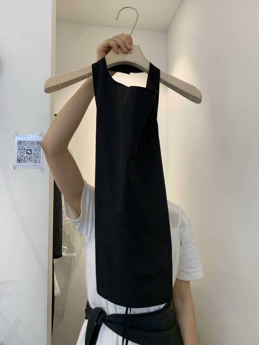 OUVIR韓國直郵㊣女裝新款休閑時尚熱賣25春夏人氣吊帶背心緊身O.V.R/OUVIR吊帶/背心圖色2