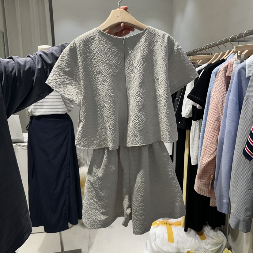 VENICE韓國直郵㊣女裝新款熱賣推薦25春夏人氣休閑時尚連體褲VENICE連體褲