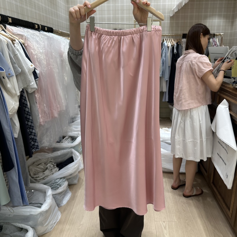 OURMOMENT韓國直郵㊣女裝新品人氣推薦時尚休閑熱賣25春夏長裙OURMOMENT長裙
